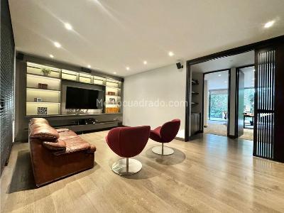 Casa de 3 alcobas en venta en Santa Barbara Alta, Bogotá, 386 m² · foto 15 de 20