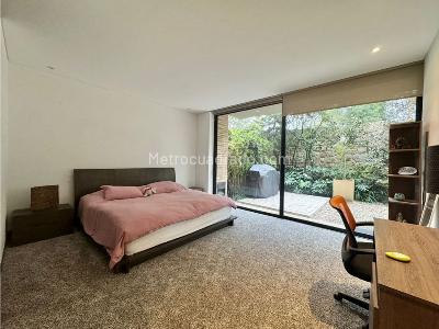 Casa de 3 alcobas en venta en Santa Barbara Alta, Bogotá, 386 m² · foto 17 de 20