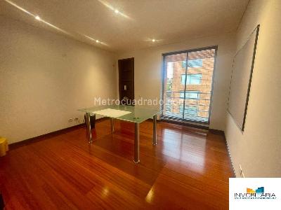 Apartamento de 4 alcobas en venta en Chico, Bogotá, 307 m² · foto 15 de 20