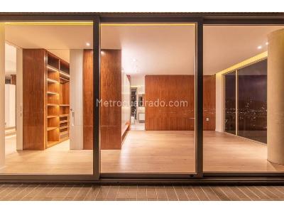 Apartamento de 3 alcobas en venta en Los Rosales, Bogotá, 381 m² · foto 6 de 20