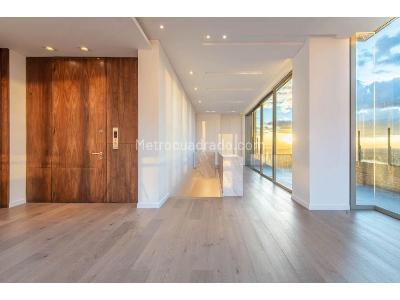 Apartamento de 3 alcobas en venta en Los Rosales, Bogotá, 381 m² · foto 10 de 20
