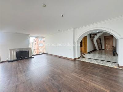 Apartamento en venta en Los Rosales, Bogotá · foto 2 de 20