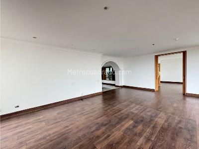 Apartamento en venta en Los Rosales, Bogotá · foto 3 de 20
