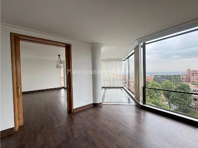 Apartamento en venta en Los Rosales, Bogotá · foto 10 de 20