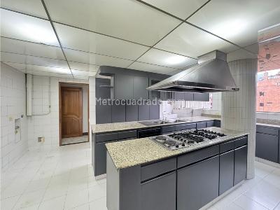Apartamento en venta en Los Rosales, Bogotá · foto 13 de 20