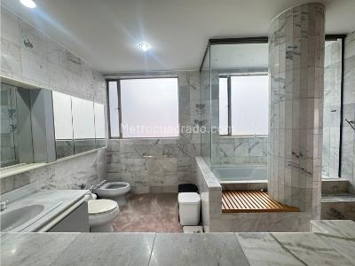 Apartamento en venta en Los Rosales, Bogotá · foto 20 de 20