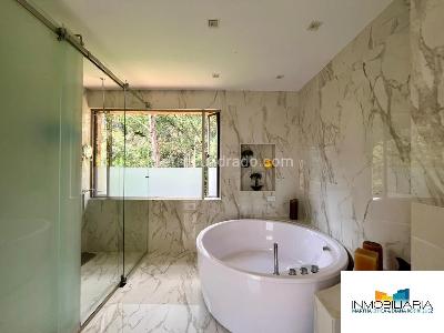 Apartamento de 4 alcobas en venta en Niza, Bogotá, 400 m² · foto 18 de 20