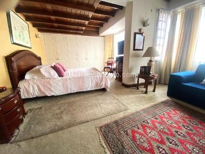 Casa de 5 alcobas en venta en Alhambra, Bogotá, 489 m² · foto 11 de 20