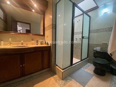 Casa de 5 alcobas en venta en Alhambra, Bogotá, 489 m² · foto 14 de 20