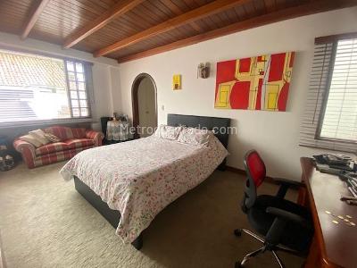 Casa de 5 alcobas en venta en Alhambra, Bogotá, 489 m² · foto 15 de 20