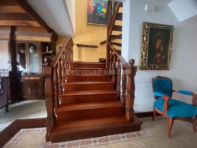 Casa de 5 alcobas en venta en Alhambra, Bogotá, 489 m² · foto 19 de 20