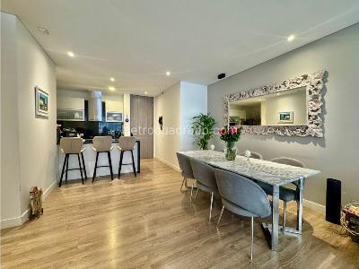 Apartamento de 2 alcobas en venta en Chico, Bogotá, 118 m² · foto 8 de 18