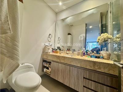 Apartamento de 2 alcobas en venta en Chico, Bogotá, 118 m² · foto 16 de 18