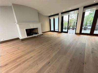 Casa de 3 alcobas en venta en Santa Ana Oriental, Bogotá, 587 m² · foto 3 de 20