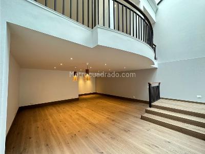 Casa de 3 alcobas en venta en Santa Ana Oriental, Bogotá, 587 m² · foto 10 de 20