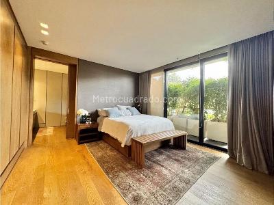 Apartamento de 1 alcoba en venta en Los Rosales, Bogotá, 90 m² · foto 9 de 9