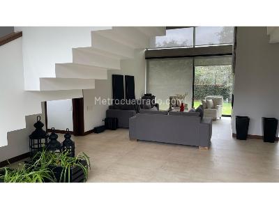Casa de 4 alcobas en venta en Guaymaral, Bogotá, 440 m² · foto 3 de 20