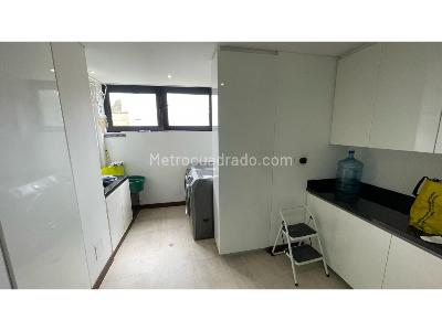 Casa de 4 alcobas en venta en Guaymaral, Bogotá, 440 m² · foto 10 de 20
