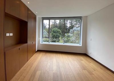 Apartamento de 2 alcobas en arriendo en Museo Del Chico, Bogotá, 175 m² · foto 5 de 8
