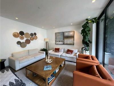 Apartamento en venta en Chico Oriental, Bogotá · foto 2 de 12