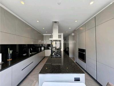 Apartamento en venta en Chico Oriental, Bogotá · foto 6 de 12
