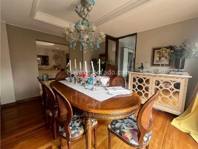 Apartamento de 3 alcobas en venta en Chico, Bogotá, 226 m² · foto 3 de 20