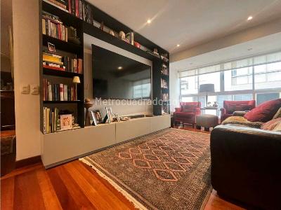 Apartamento de 3 alcobas en venta en Chico, Bogotá, 226 m² · foto 6 de 20