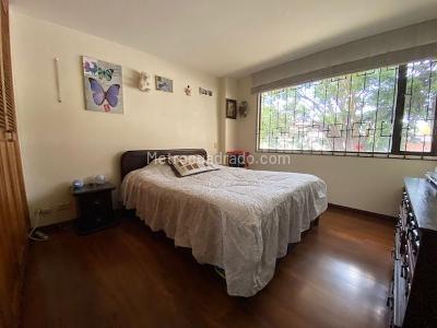 Apartamento de 3 alcobas en venta en El Batán, Bogotá, 105 m² · foto 11 de 15