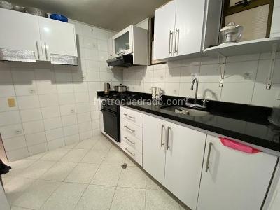 Apartamento de 3 alcobas en venta en El Batán, Bogotá, 105 m² · foto 4 de 15