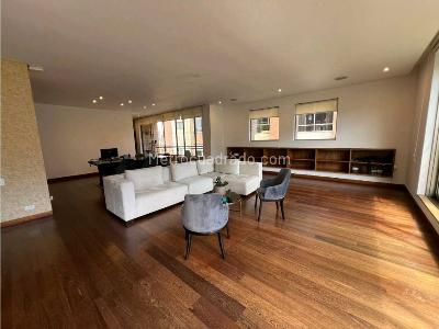 Apartamento de 3 alcobas en venta en Chico, Bogotá, 345 m² · foto 6 de 17