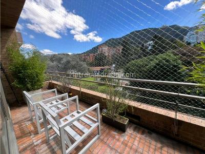Apartamento de 3 alcobas en venta en Chico, Bogotá, 345 m² · foto 12 de 17