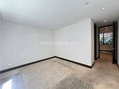 Apartamento de 2 alcobas en venta en El Retiro, Bogotá, 110 m² · foto 9 de 20