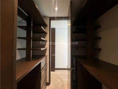 Apartamento de 2 alcobas en venta en El Retiro, Bogotá, 110 m² · foto 10 de 20