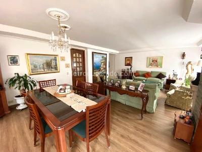 Apartamento de 3 alcobas en venta en Santa Barbara Occidental, Bogotá, 170 m² · foto 2 de 19