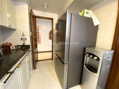 Apartamento de 3 alcobas en venta en Santa Barbara Occidental, Bogotá, 170 m² · foto 5 de 19