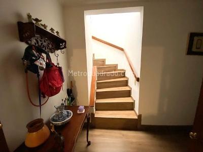 Apartamento de 3 alcobas en venta en Santa Barbara Occidental, Bogotá, 170 m² · foto 9 de 19