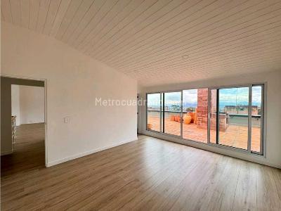 Apartamento de 4 alcobas en venta en Los Rosales, Bogotá, 340 m² · foto 4 de 20
