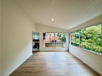 Apartamento de 4 alcobas en venta en Los Rosales, Bogotá, 340 m² · foto 12 de 20