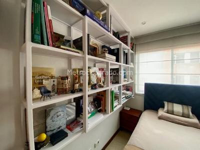 Apartamento de 2 alcobas en venta en Rosales Bellavista, Bogotá, 90 m² · foto 13 de 17
