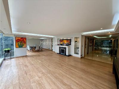 Apartamento en venta en Los Rosales, Bogotá · foto 2 de 15