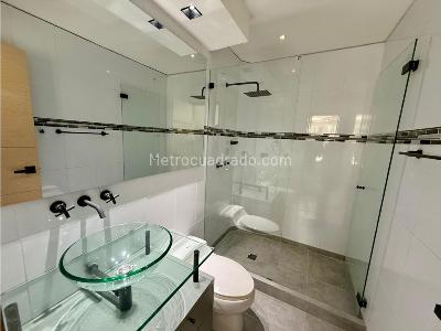 Apartamento en venta en Los Rosales, Bogotá · foto 14 de 15