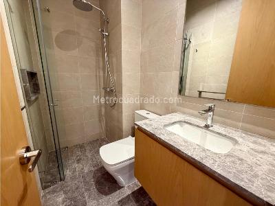 Apartamento de 3 alcobas en venta en La Cabrera, Bogotá, 205 m² · foto 13 de 16