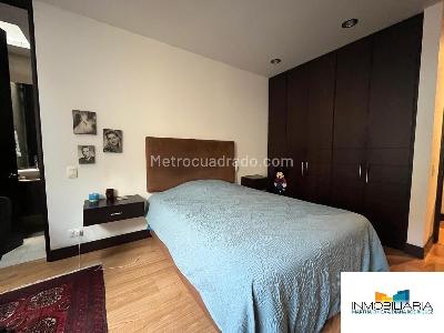 Apartamento de 3 alcobas en venta en Chico Navarra, Bogotá, 200 m² · foto 12 de 20