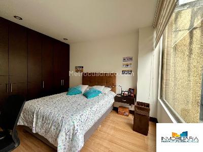 Apartamento de 3 alcobas en venta en Chico Navarra, Bogotá, 200 m² · foto 19 de 20