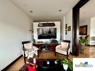 Apartamento de 3 alcobas en venta en Chico Navarra, Bogotá, 200 m² · foto 5 de 20