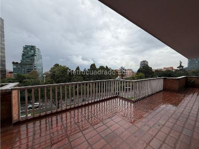Apartamento en venta en El Chico, Bogotá · foto 8 de 20