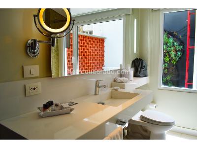 Casa de 5 alcobas en venta en Los Rosales, Bogotá, 1094 m² · foto 16 de 20