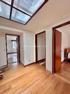 Casa de 4 alcobas en venta en Santa Ana Oriental, Bogotá, 440 m² · foto 10 de 15