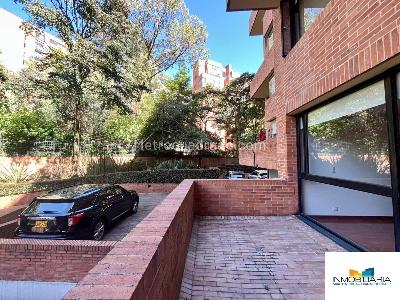 Apartamento en venta en Los Rosales, Bogotá · foto 6 de 19