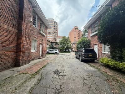 Casa de 3 alcobas en venta en El Nogal, Bogotá, 313 m² · foto 13 de 14